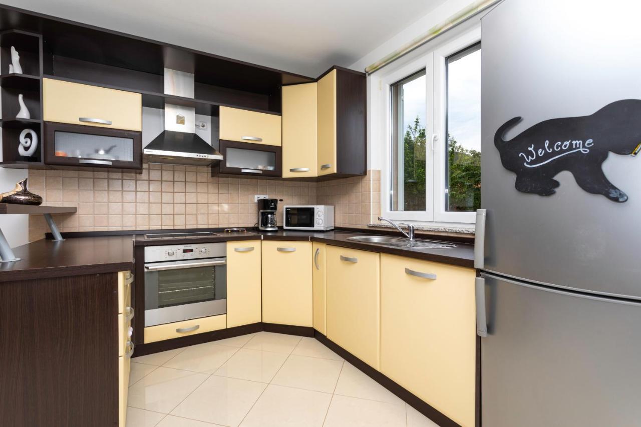 Apartments Mia バスカ エクステリア 写真